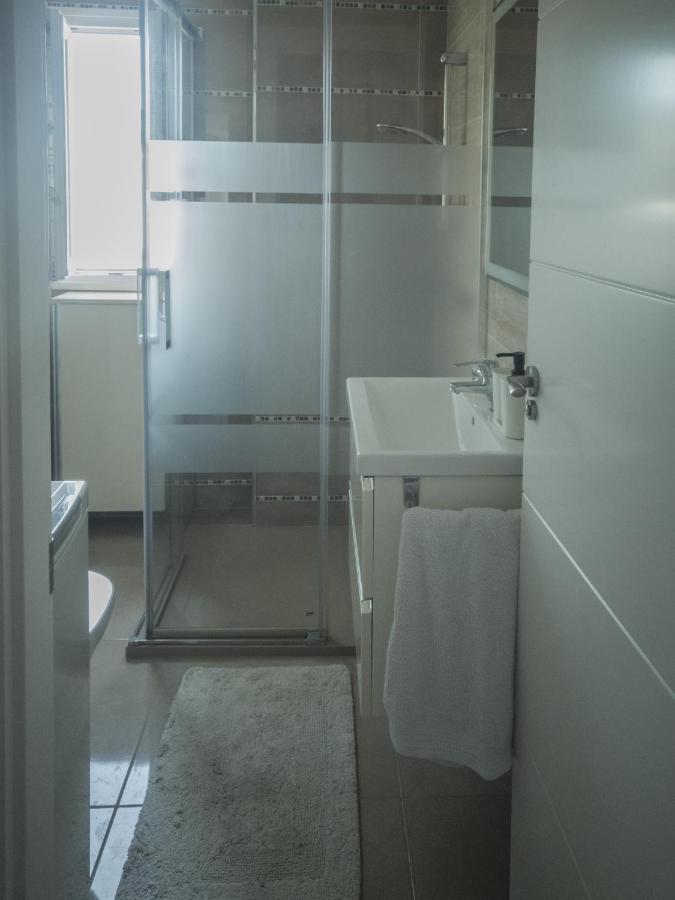 شقة Gorgeous Flat بينالماذينا المظهر الخارجي الصورة